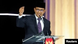 Capres 01 Anies Baswedan tampil dalam debat terakhir di Jakarta (4/2).