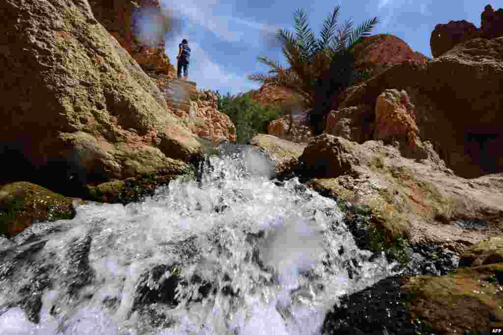 A natural stream in the Chibika moutains in the Djerid region of south west Tunisia, west of the governorate of Tozeur.