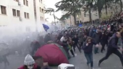 Georgian Police Force Protesters Back From Parliament