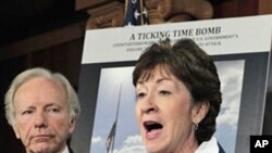 Senators Susan Collins (r) and Joseph Lieberman on Capitol Hill discuss the report on 2009 Fort Hood shootings, February 3, 2011