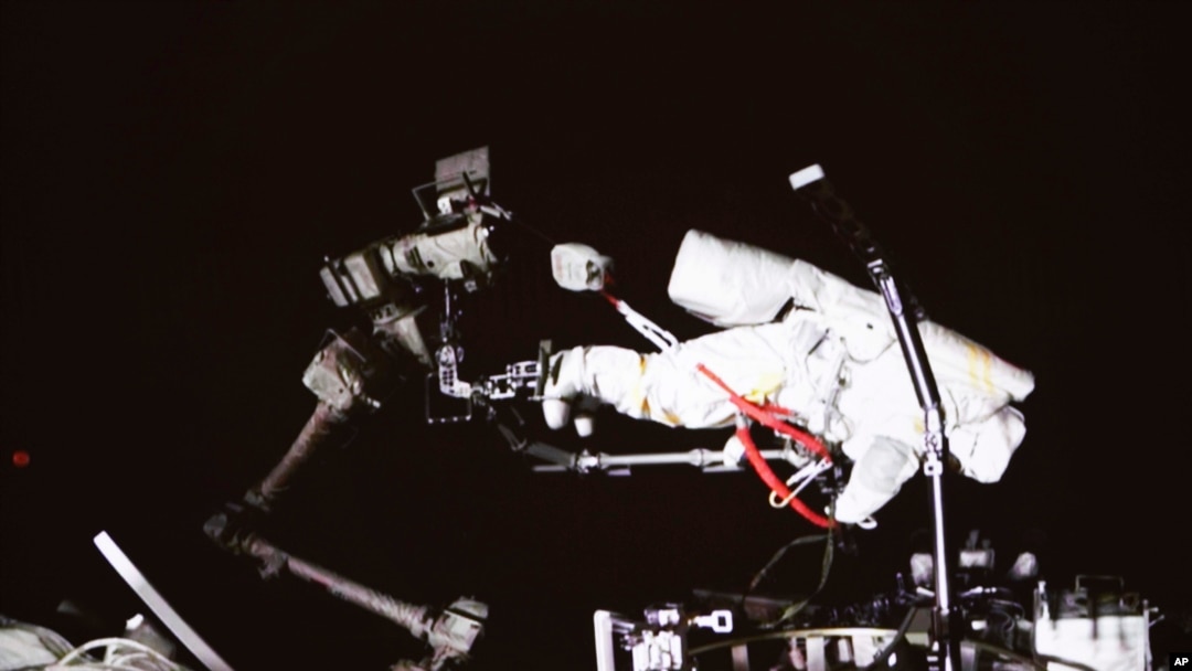 5c6fca72-65e9-41ec-bb02-