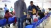FILE - Migrants seeking to enter the United States. (Photo: A. Barros / VOA) 