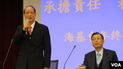 台灣海基會年終記者會董事長 林中森發表講話(美國之音張永泰拍攝)