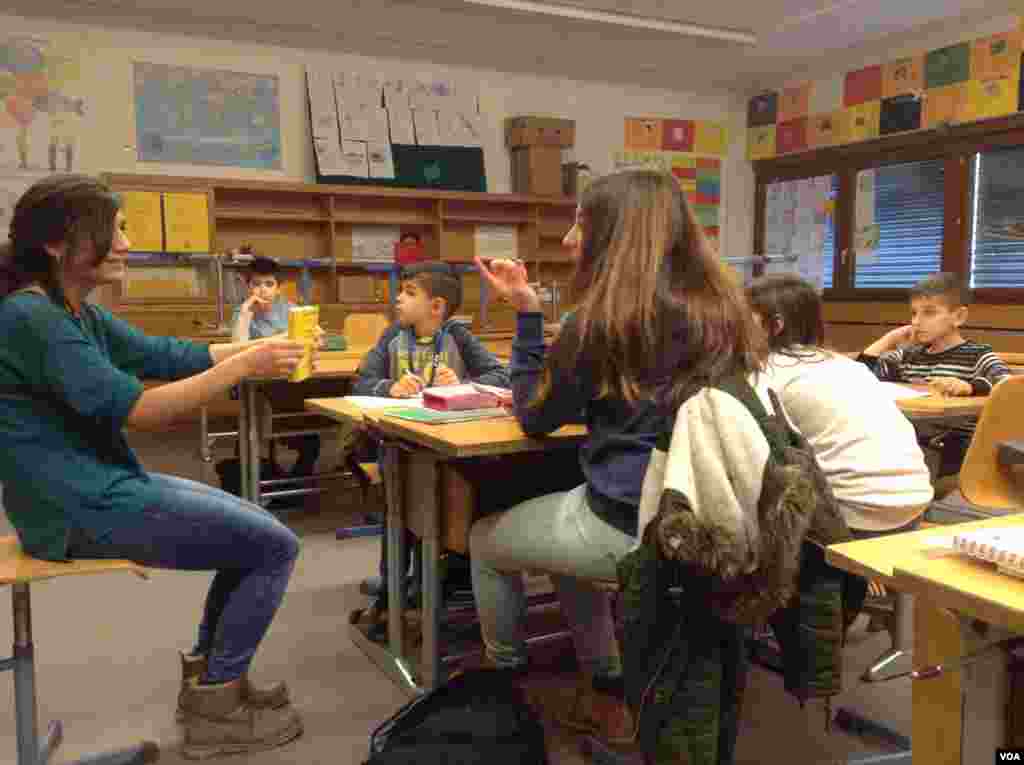 Wafuasi wa Muungano wa Upinzani (NASA) wakishiriki katika mkutano huko Uhuru Park, Nairobi nchini Kenya.