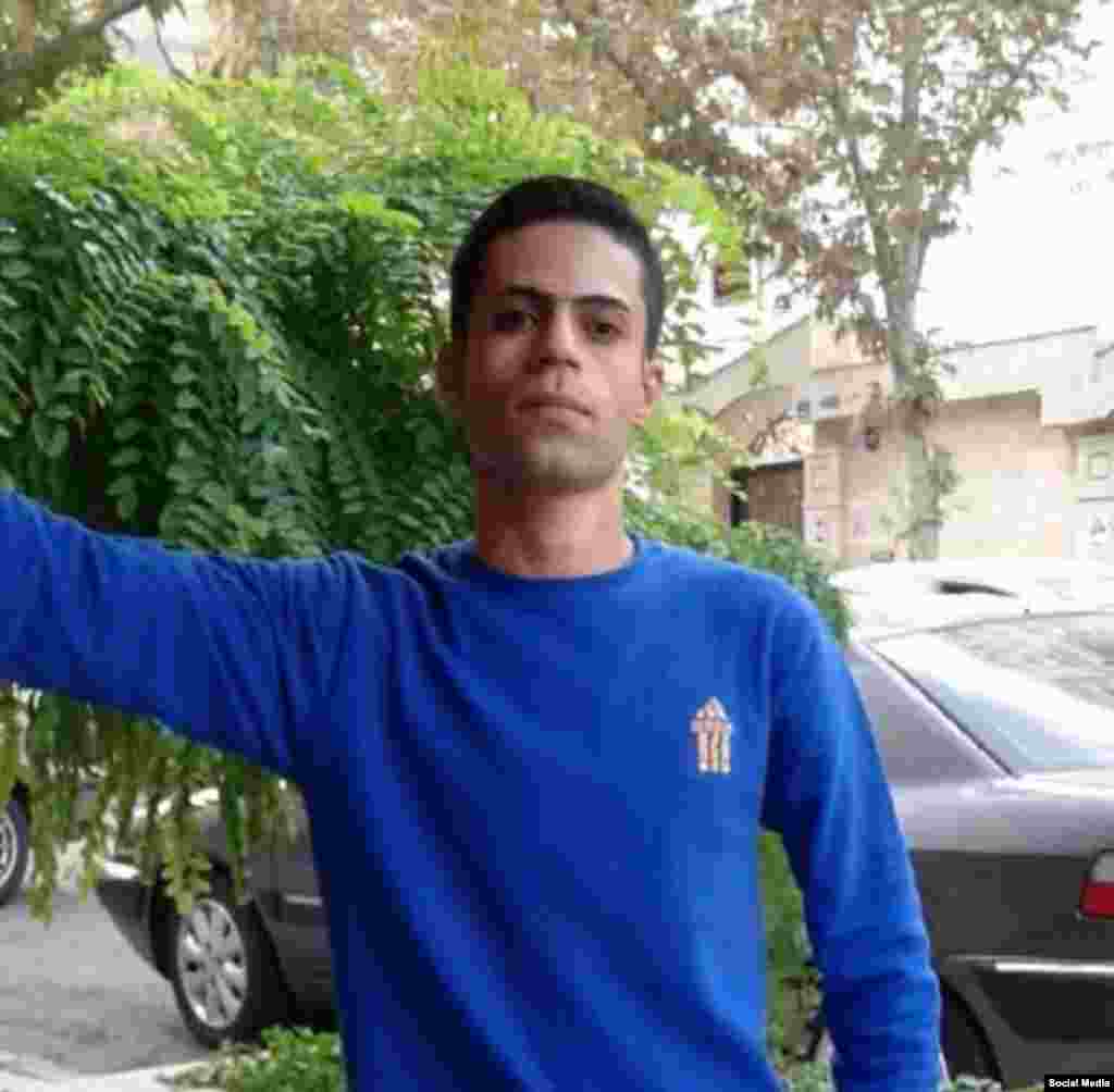سارو قهرمانی در اعتراضات دی ۹۶ در سنندج بازداشت شد و در بازداشتگاه جان باخت. اداره اطلاعات دولت، بعد از یازده روز جنازه او را به خانواده اش تحویل داد.