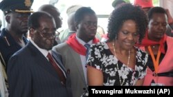 Ngilokhu ngiqine saka, kutsho uMongameli Mugabe.