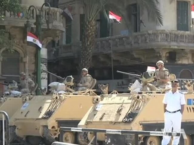 Kerry in Cairo Calls for Transparent Justice Ahead of Morsi Trial