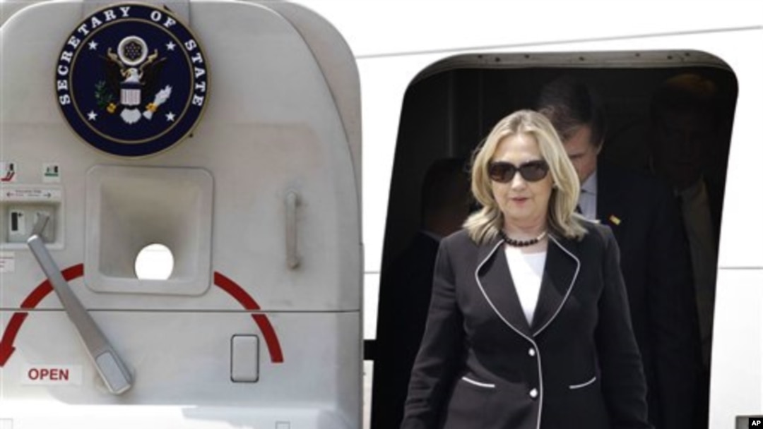 Menlu AS Hillary Rodham Clinton tiba di Kolkata, India (6/5).