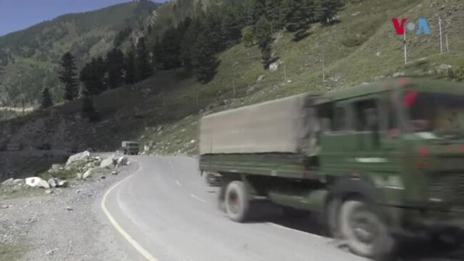 لداخ تنازع: بھارتی کشمیر میں فوجی نقل و حرکت میں اضافہ لداخ تنازع: بھارتی کشمیر میں فوجی نقل و حرکت میں اضافہ