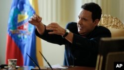 Colombian actor Andres Parra plays the role of Venezuela's former President Hugo Chavez during the filming of "El Comandante" in Bogota, Colombia, Jan. 25, 2017.
