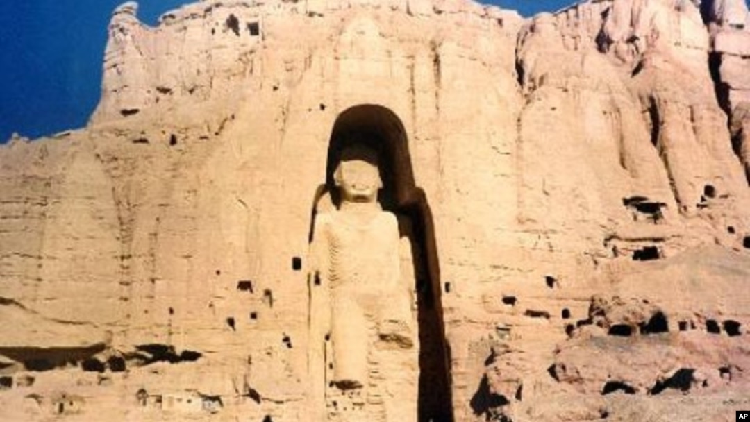 The 53-meter tall, 2,000-year-old Buddha statue located in Bamiyan, about 150 kilometers west of the Afghan capital Kabul, is shown in a November 28, 1997, photo