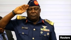 Tsohon hafsan hafsoshin Najeriya Air Marshal Alex Badeh dan asalin jihar Adamawa