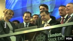 Srpski premijer Ivica Dačić otvorio Londonsku berzu, 29. oktobar 2013. (Foto: FoNet)