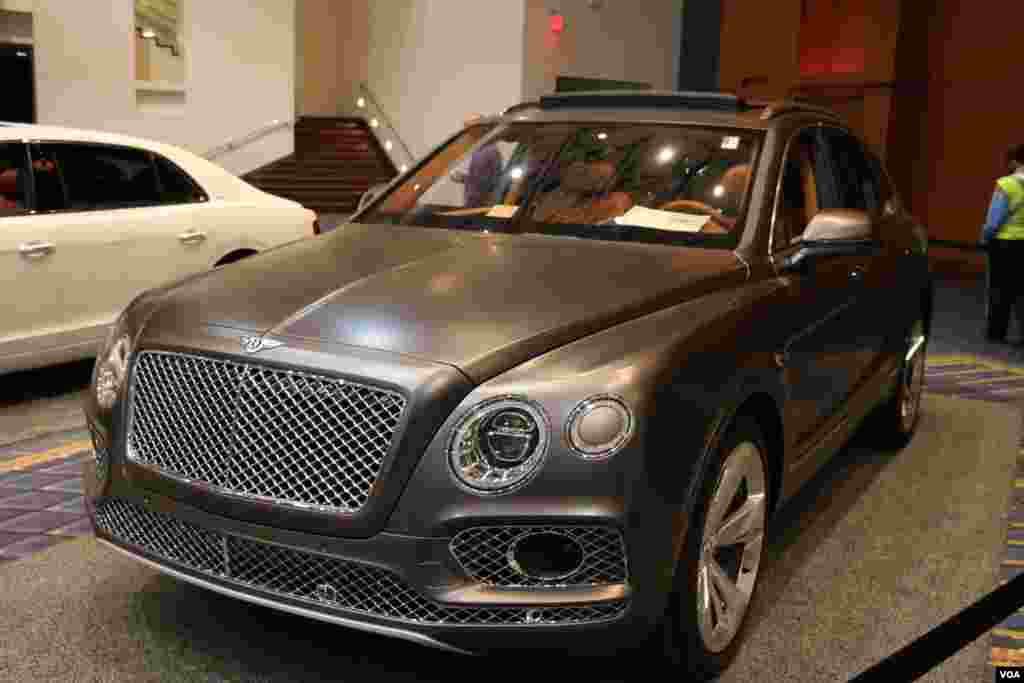 نمایشگاه اتومبیل واشنگتن بنتلی Model: Bentayga SUV 