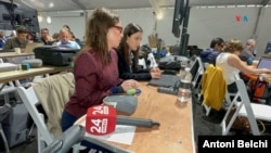 Es la tercera vez que las chilenas Marian Basso (derecha) y Daniela Tirsch se desplazan a Nueva York para cubrir la Asamblea General de la ONU para sus respectivos medios.