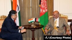 آقای غنی گفت که حکومت افغانستان متعهد است تا محیط امن و تضمین شده را برای سرمایه گذاری تاجران هندی فراهم سازد.