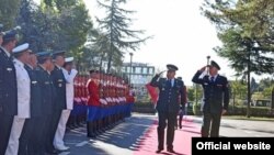 Načelnik Generalštaba makedonske armije Metodije Veličkovski i načelnik Generalštaba Vojske Crne Gore Ljubiša Jokić (gov.me)