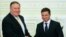 El presidente de Ucrania, Volodymyr Zelenskiy,(derecha) y el secretario de Estado de EE.UU. Mike Pompeo se saludan durante su encuentro en Kiev, el vienres, 31 de enero de 2020.