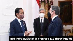 Menteri Luar Negeri AS Antony Blinken bertemu Presiden Joko Widodo di Jakarta, 13 Desember 2021. (Foto: Biro Pers Sekretariat Presiden)