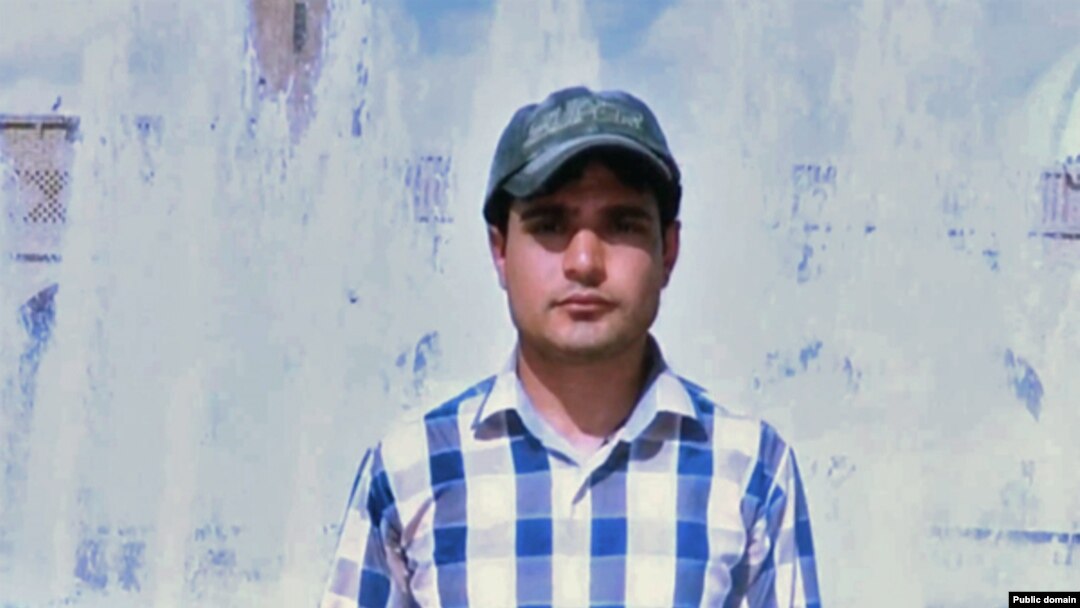 سه‌نگه‌ر که‌ریم، ئه‌و گه‌نجه‌ی خۆی سوتاند