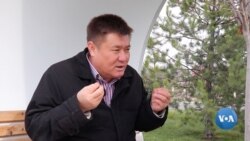 Abdurakhmon Tashanov, head of the Ezgulik Human Rights Society, speaks to VOA, March 2021, Tashkent, Uzbekistan. (Navbahor Imamova/VOA)
