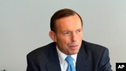 PM baru Australia Tony Abbott menetapkan prioirtas bagi pemerintahan baru Australia dalam rapat kerja dengan para pejabat senior di Sydney, Minggu (8/9). 