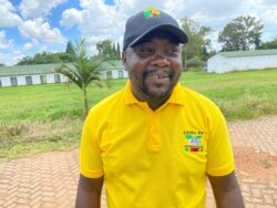 Tendai Chirau, acting deputy secretary for youth affairs for the ruling ZANU-PF party’s youths, says Hopewell Chin’ono is grandstanding to get sympathy ahead of his pending trial, not taking a stand to oppose corruption. (Columbus Mavhunga/VOA)