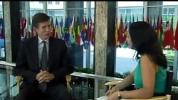 Assistant Secretary Robert Blake talks to VOA Uzbek 