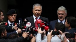 İçişleri Bakanı Ali Yerlikaya, Ankara'da İçişleri Bakanlığı'na yönelik saldırının ardından açıklama yaparken- 1 Ekim 2023