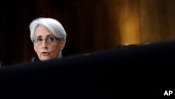 Direktur Jenderal Departemen Luar Negeri Amerika, Wendy Sherman dalam perundingan tentang nuklir Iran. (Foto: dok.)