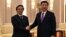 习近平星期一在北京人民大会堂会见越共中央总书记阮富仲特使中央对外部部长黄平君