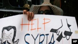 Welîd Haji: Rifat Esed Divê Cihê Beşar Bigire