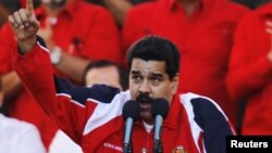 Nicolás Maduro lideró una manifestación multitudinaria al que asistió el gobierno en pleno.