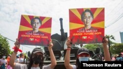 Protesta contra el golpe militar en Myanmar, también conocido como Birmania, el 15 de febrero de 2021.