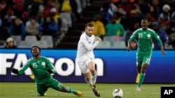 Timnas Nigeria (hijau) berpeluang besar kembali melaju ke Piala Dunia di Brazil tahun depan (foto: dok). Nigeria mengalahkan Ethiopia dengan skor 2-1. 