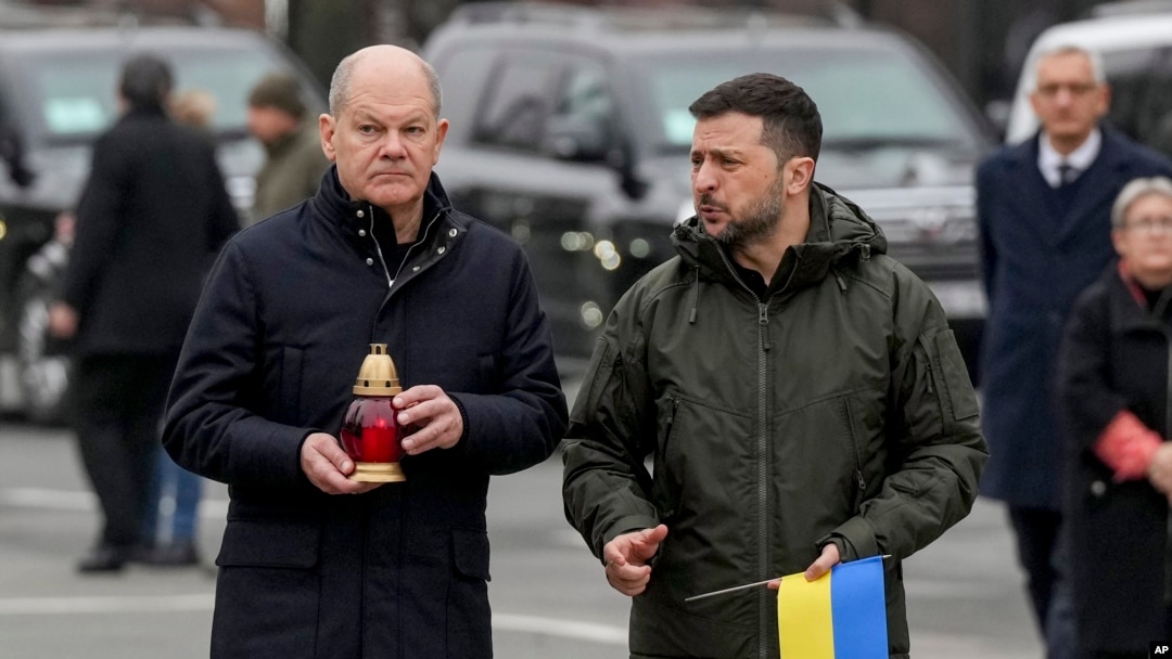 Thủ tướng Đức Olaf Scholz và Tổng thống nước chủ nhà Zelenskyi