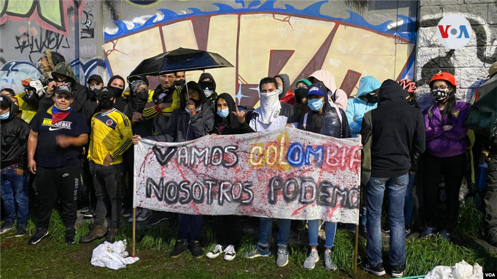 La mayor&#237;a de las personas que salen a manifestarse a las calles colombianas son j&#243;venes. 