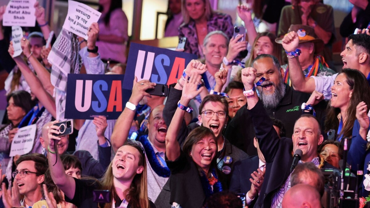 民主党全国代表大会第二夜：前总统奥巴马与第二先生埃姆霍夫是主要演讲人