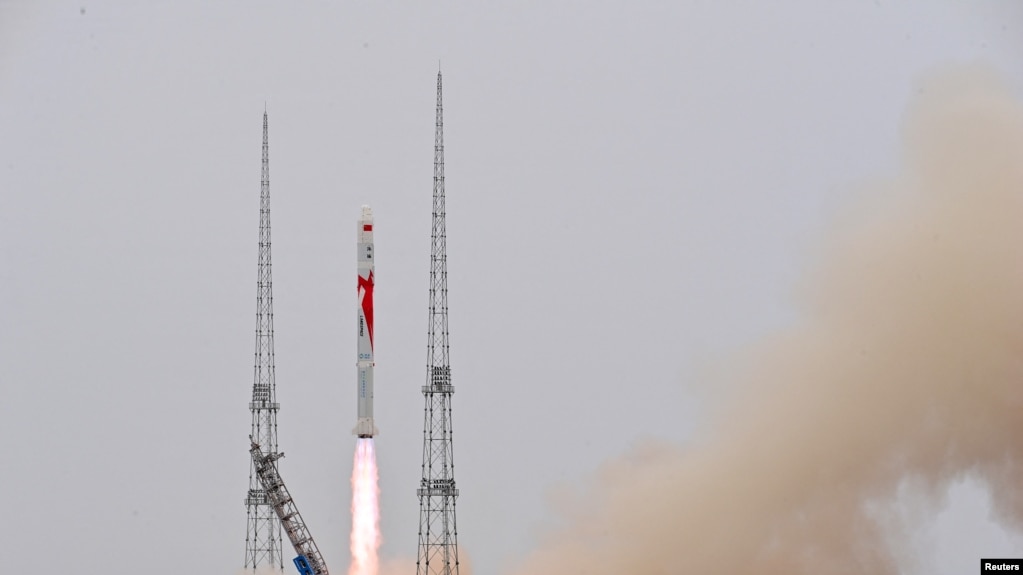 朱雀二号运载火箭今年7月12日在中国甘肃酒泉卫星发射中心发射升空。（资料照）(photo:VOA)