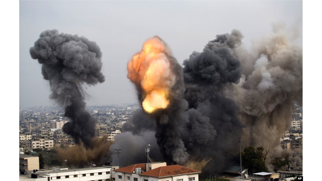 Attacks Rock Israel and the Gaza Strip 