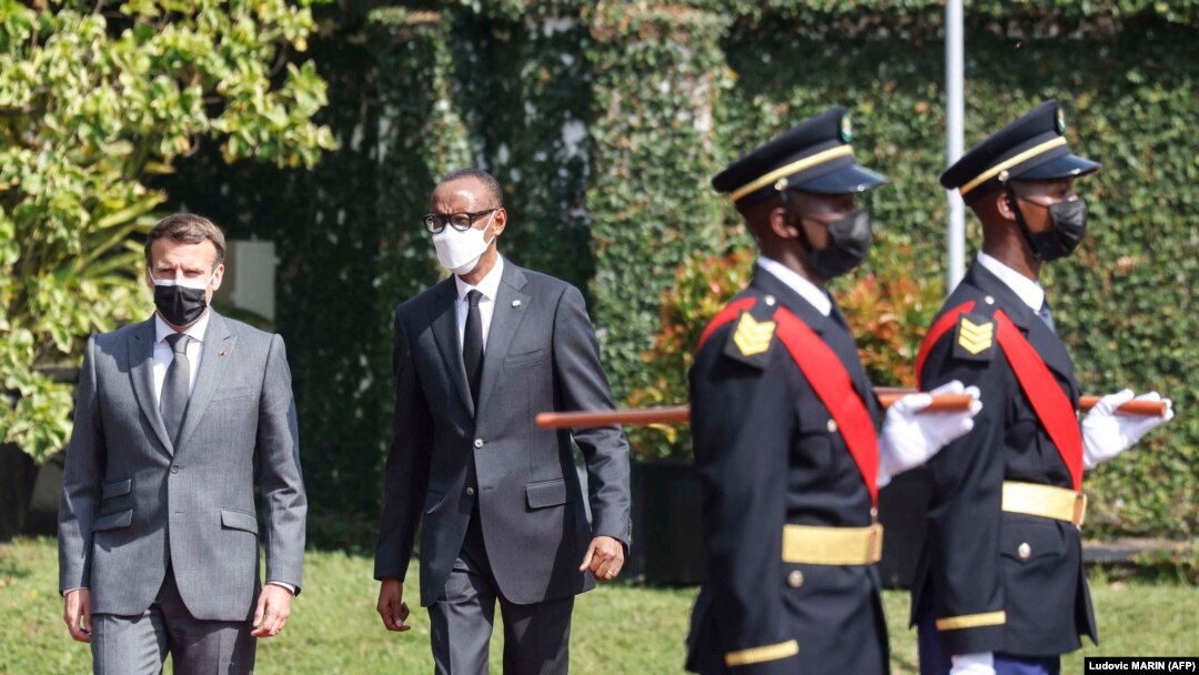 Perezida Paul Kagame w'u Rwanda yakira Emmanuel Macron w'Ubufaransa