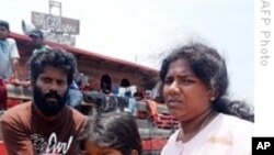 Sri Lankan Refugees Refuse to Leave Boat in Indonesia