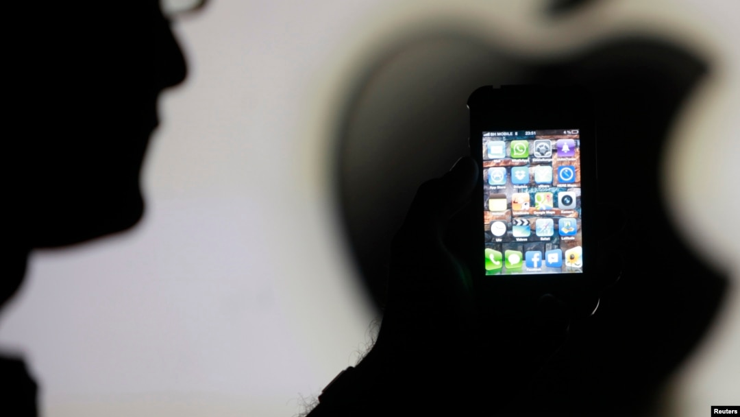 El App Store inició con 500 aplicaciones en 2008. La tienda digital dispone ahora de más de 850.000 aplicaciones para descargar.