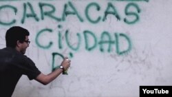 Escena del video "Caracas, ciudad de despedidas". [Foto: imagen de YouTube].