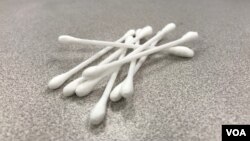 استفاده از گوش پاک کن بیشتر باعث پاره شدن پردۀ گوش می گردد