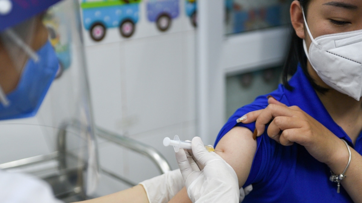 Thủ tướng yêu cầu TP.HCM kiểm soát dịch trước 15/9, bắt đầu tiêm vaccine Trung Quốc - Vimarsana News