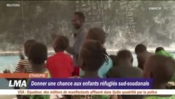 Un enseignant, star d’un camp de réfugiés