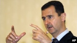 Según la oficina de la presidencia en Damasco, Assad no hizo tales declaraciones a Interfax.