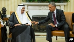 دیدار باراک اوباما رئیس جمهوری ایلات متحده (راست) با ملک سلمان پادشاه عربستان سعودی در کاخ سفید - ۴ سپتامبر ۲۰۱۵ 
