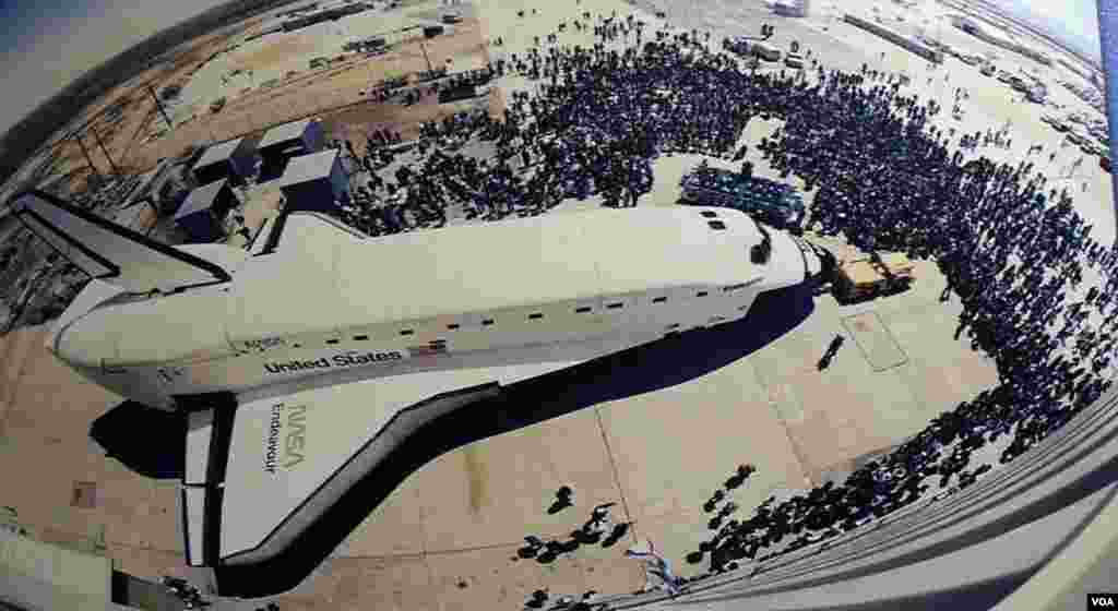 奋进号1991年出厂(加州科学中心提供)